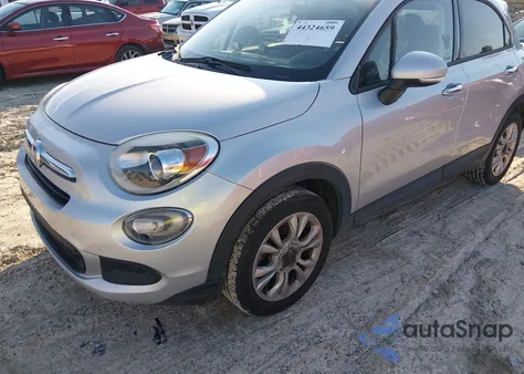 2016 Fiat 500X Easy z USA, uszkodzony, nr VIN ZFBCFXBT5GP429358